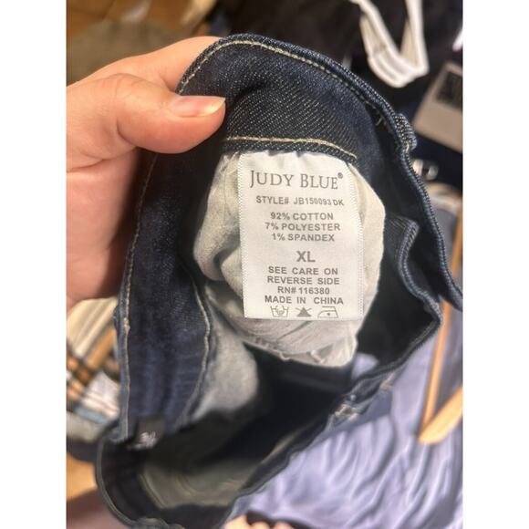 Judy Blue Maternity High Waist Fringed Stretch Panel Black Jean Shorts Size‎ M - Picture 4 of 9